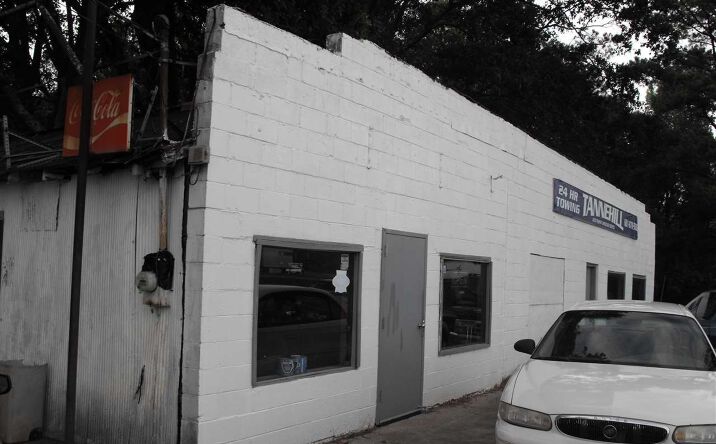 Pictures of Retail, Industrial property located at 106 W I - 55 Frontage High, Terry, MS 39170 for sales - image #1
