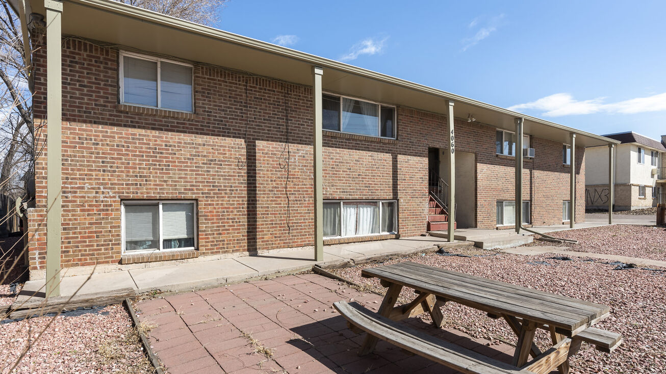 4060 Airport Rd, Colorado Springs, CO 80910