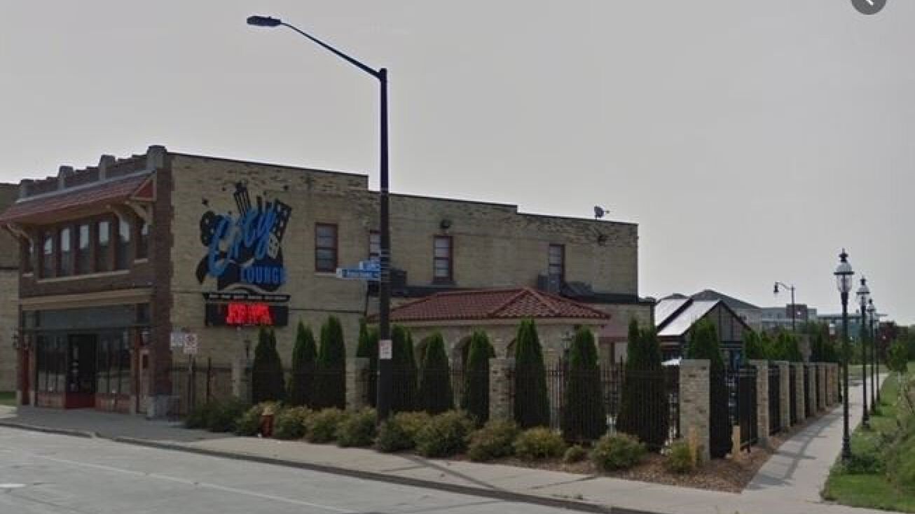 3455 3457 E Layton Avenue, Cudahy, WI 53110 Retail Property for