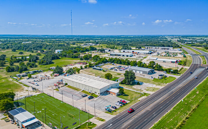 Pictures of Office, Retail, Mixed Use, Industrial, Special Purpose property located at 3080 W Washington Street, Stephenville, TX 76401 for sales - image #1