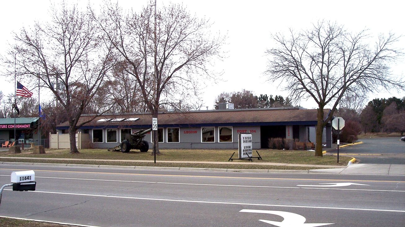 11640 Crooked Lake Blvd NW, Coon Rapids, MN 55433 Retail Property for