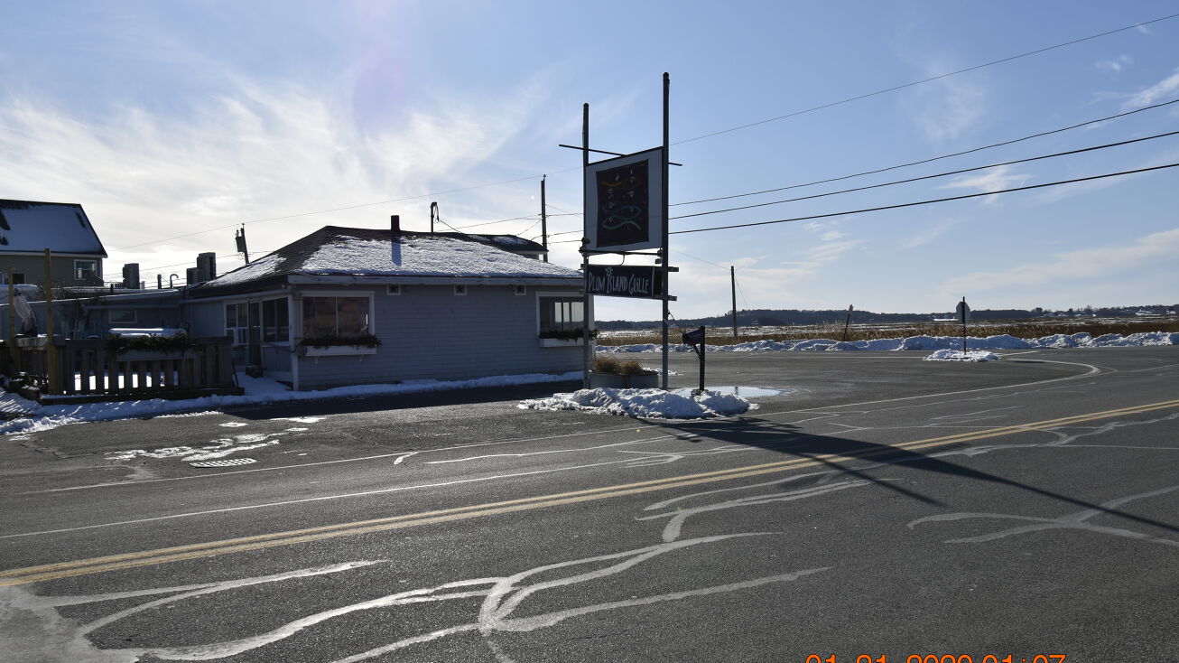 2 Plum Island Turnpike, Newburyport, MA 01950