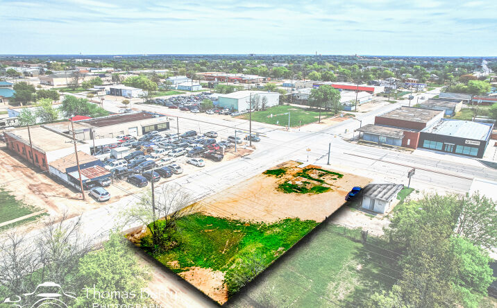 Pictures of Special Purpose property located at 942 Pine Street, Abilene, TX 79601 for sales - image #1