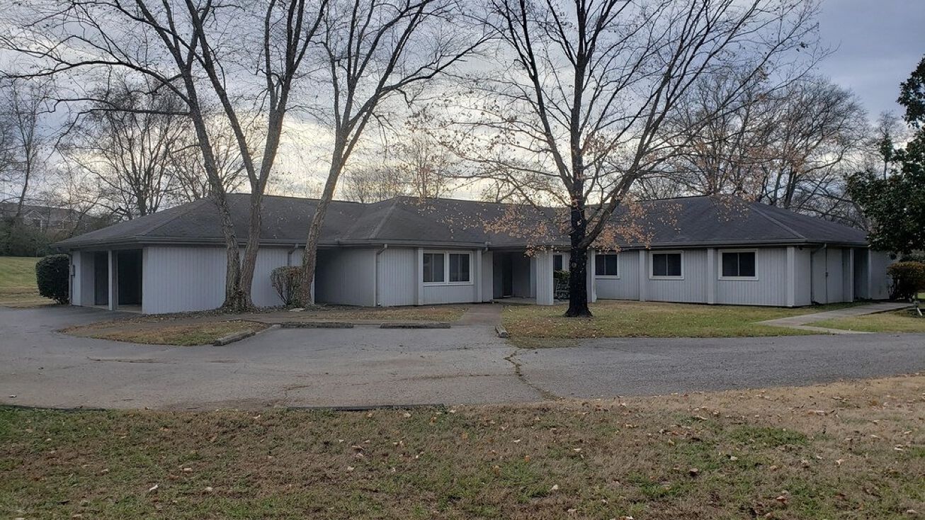 993 Long Hollow Pike, Gallatin, TN 37066