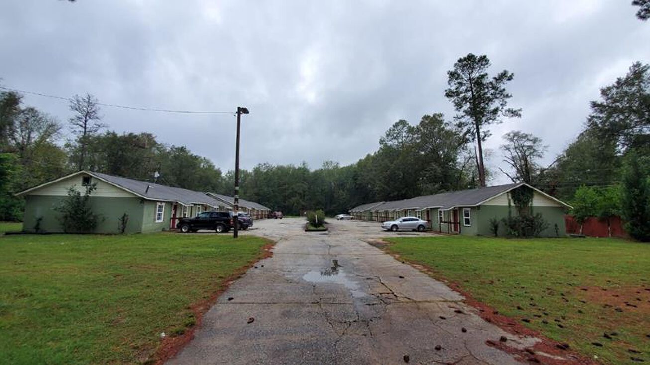 625 S Dooly St, Montezuma, GA 31063 Multifamily Property for Sale