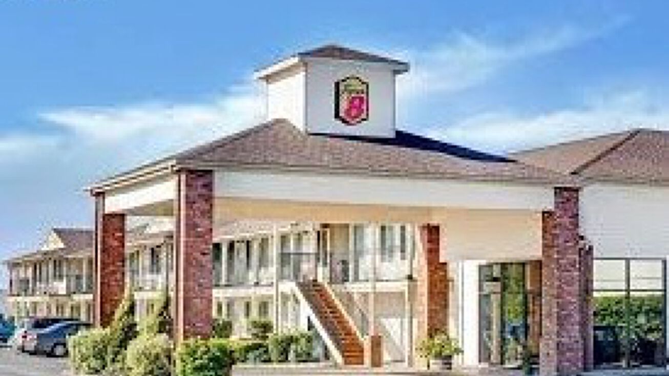 345 E Oregon Ave, Creswell, OR 97426