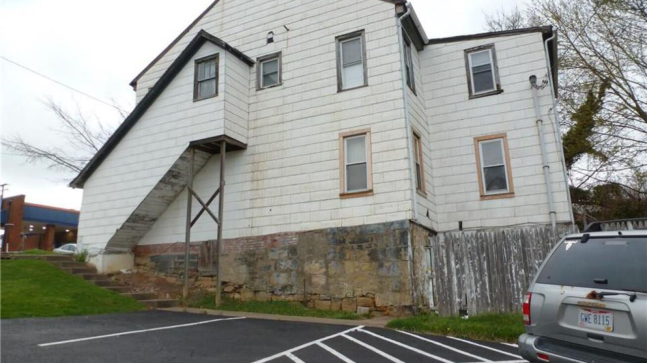 198 West Main St, St. Clairsville, OH 43950 Multifamily Property for Sale