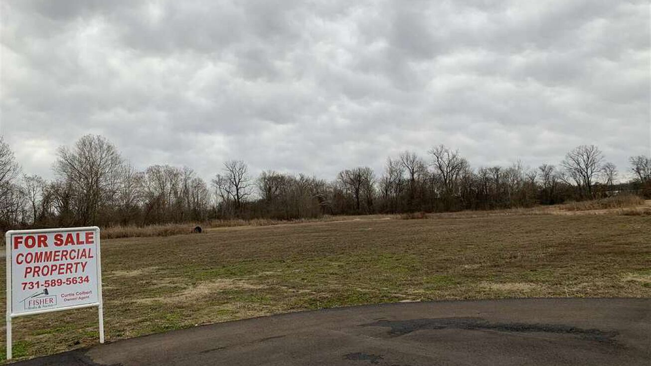 2601 Parr Ave, Dyersburg, TN 38024