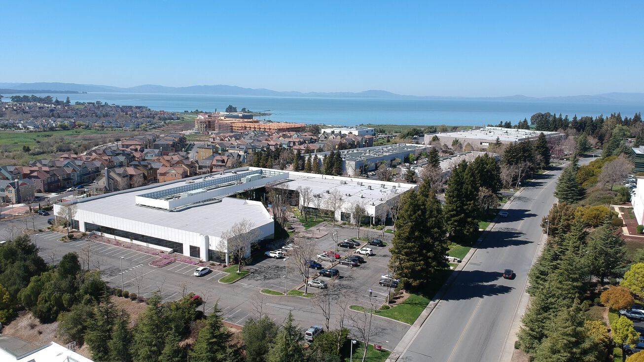 725 Alfred Nobel Dr, Hercules, CA 94547