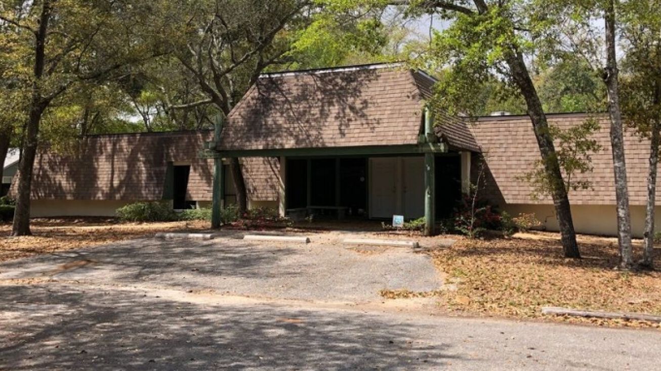 4585 Isabella Ingram Dr, Pensacola, FL 32504 Office Property for Sale