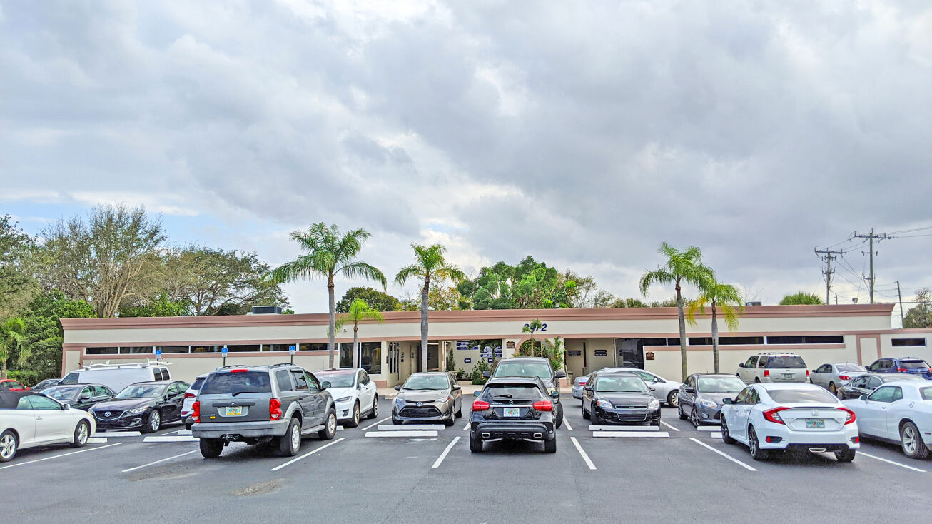 3472 Forest Hill Blvd, West Palm Beach, FL 33406