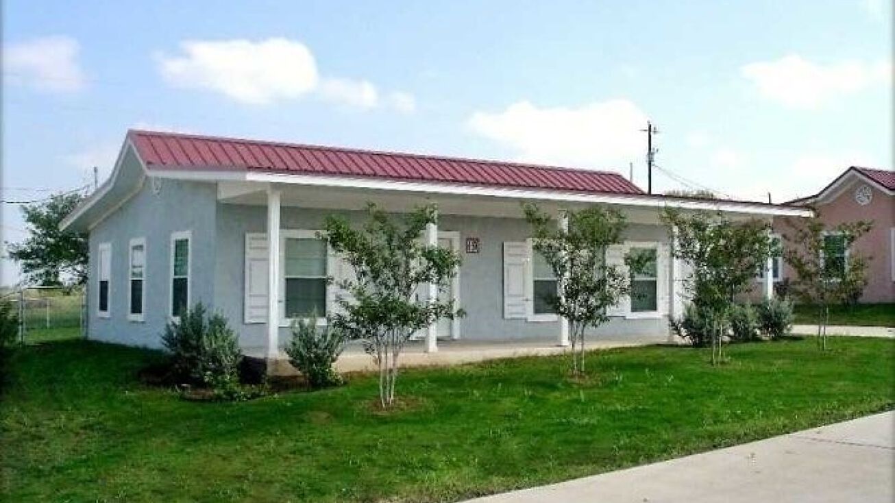 3340 Dacy Lane, Kyle, TX 78640