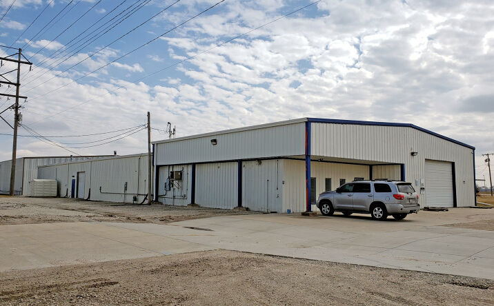 Pictures of Industrial, Office property located at 1230 Dunbar St, Fremont, NE 68025 for comps - image #1