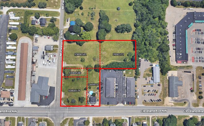 Pictures of Land property located at 8362 Cleveland Ave NW, North Canton, OH 44720 for sales - image #1