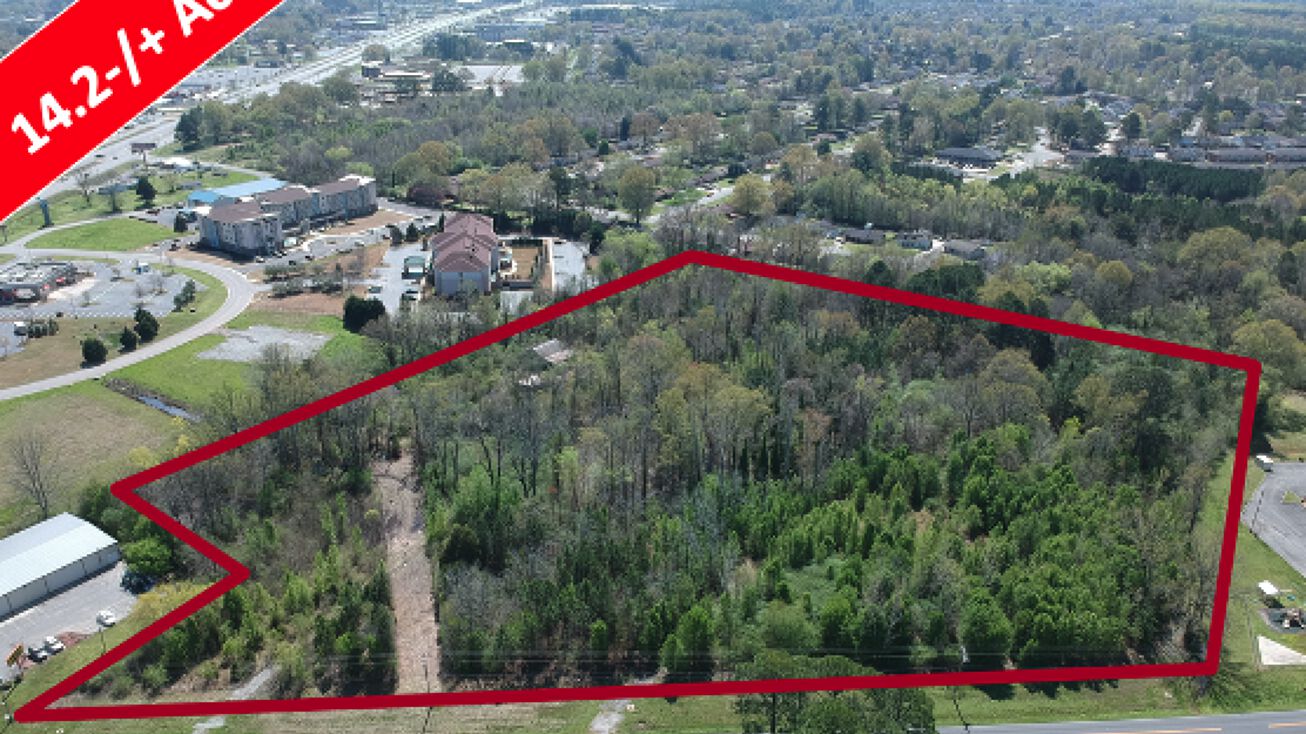 2319 Old Moulton Rd, Decatur, AL 35603