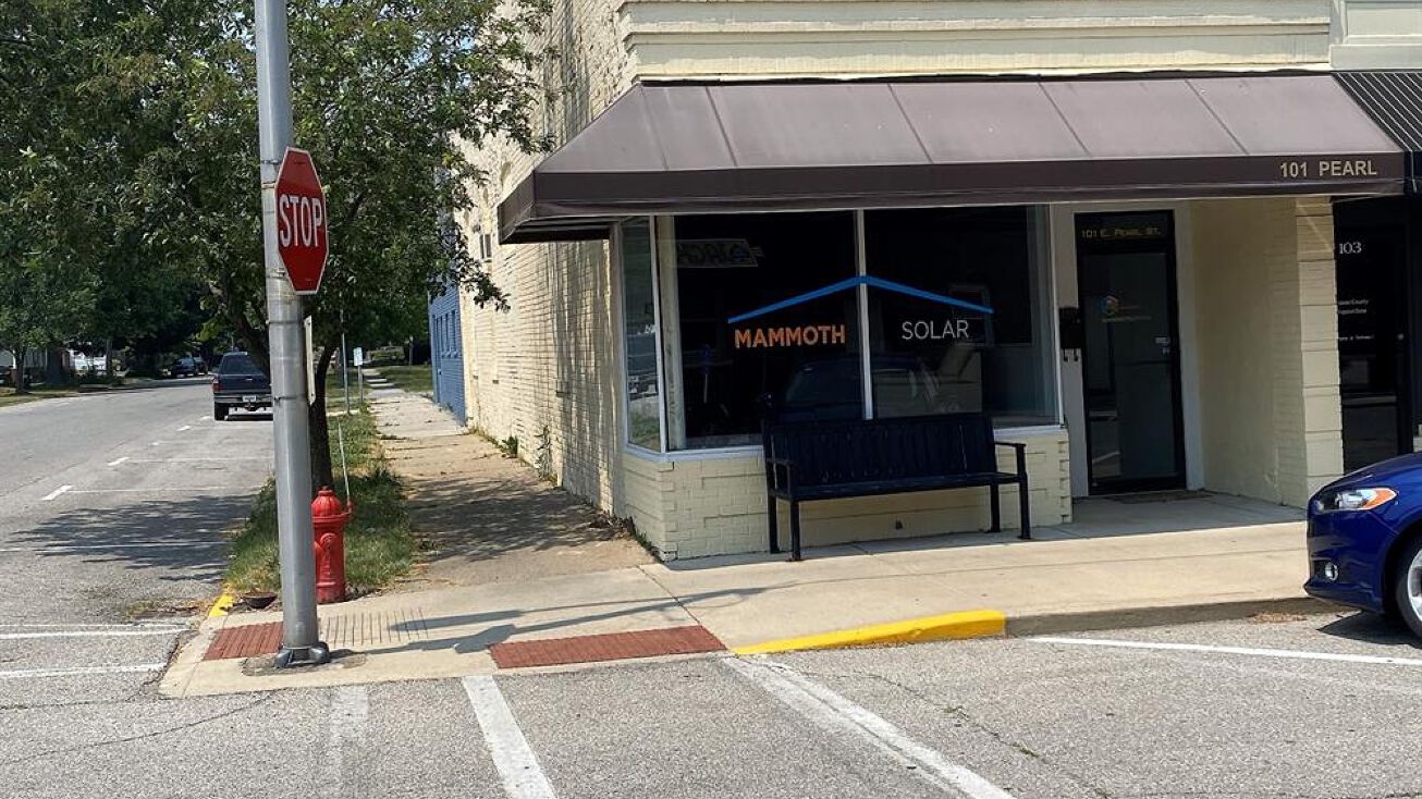 101 E Pearl Street, Winamac, IN 46996