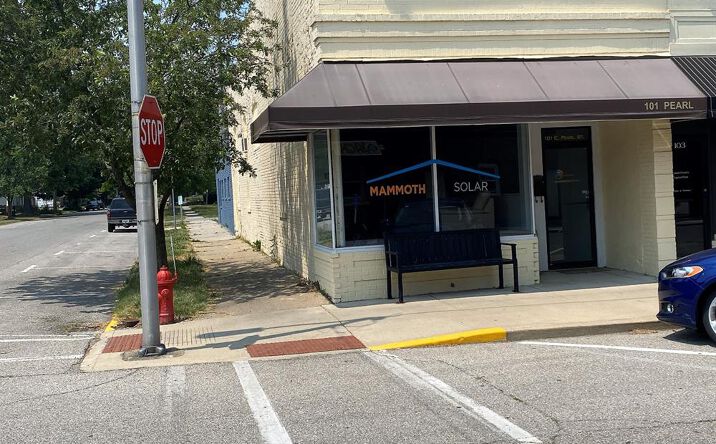 Pictures of Office property located at 101 E Pearl Street, Winamac, IN 46996 for sales - image #1