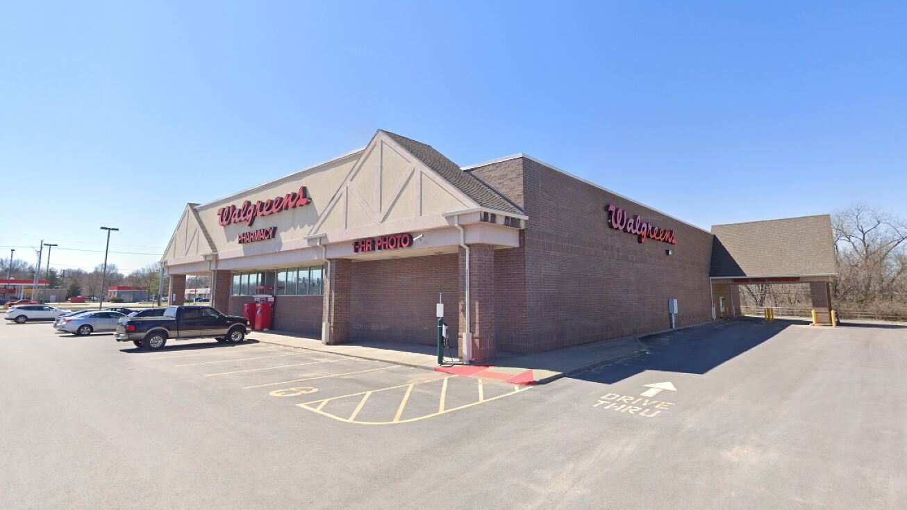 9430 Blue Ridge Blvd, Kansas City, MO 64138 Retail Property for Sale