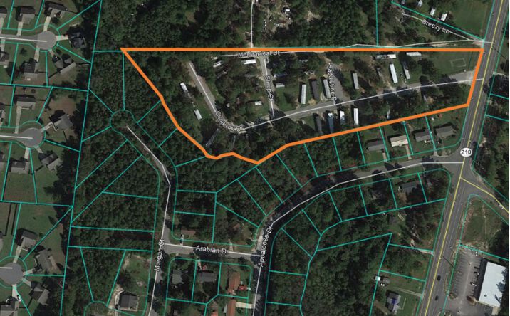 Pictures of Mobile Home Park property located at 31 Cimarron Dr, Spring Lake, NC 28390 for comps - image #1