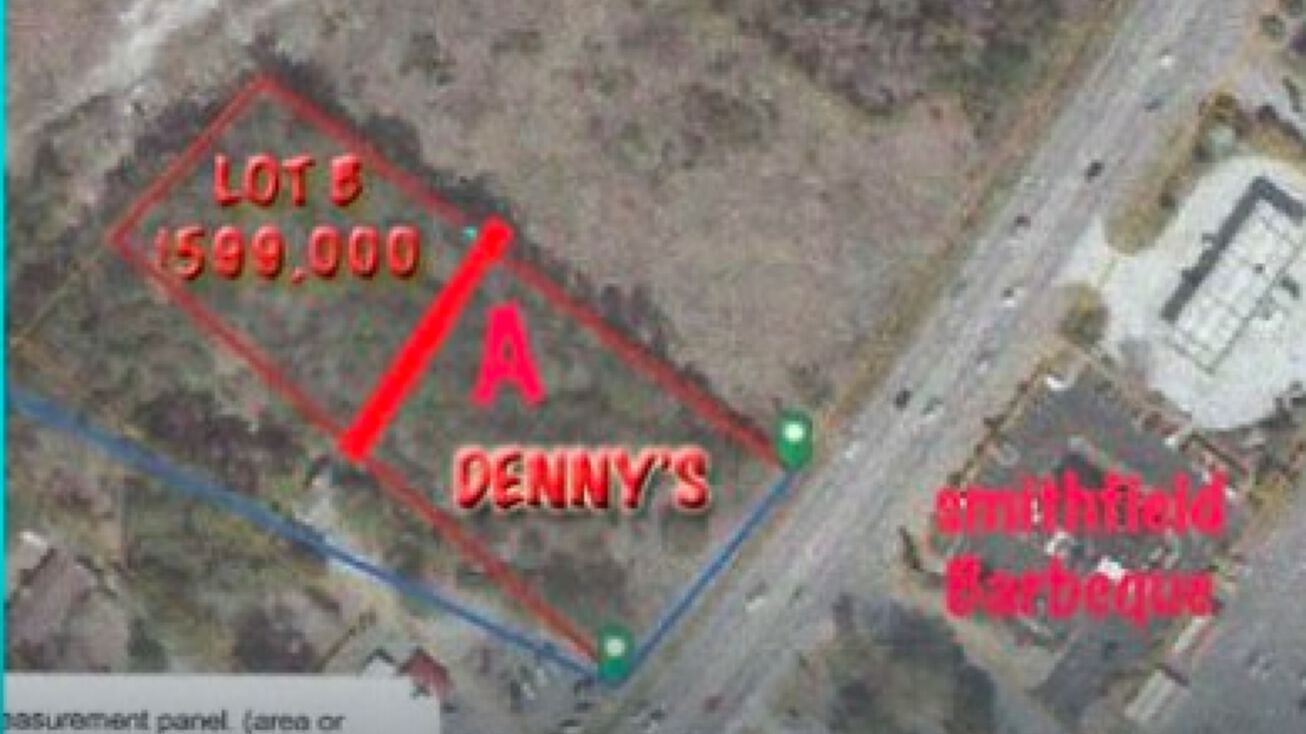 7245 B Market, Wilmington, NC 28411