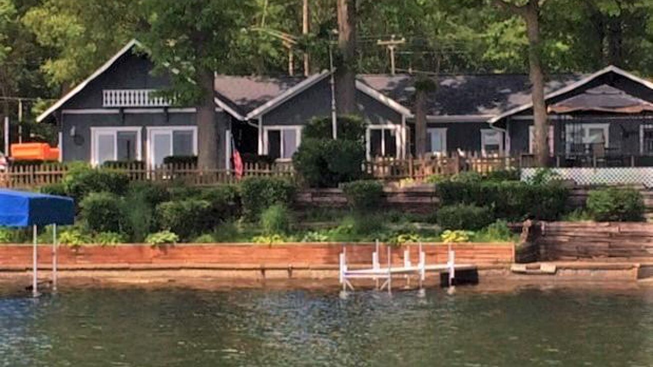 7696 S. Croton Hardy Drive, Newaygo, MI 49337 Hospitality Property