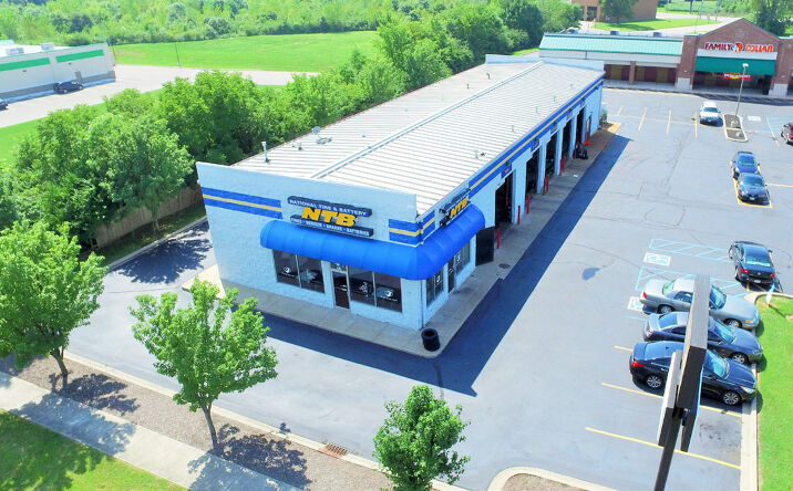 Pictures of Retail property located at 2901 Harshman Rd, Dayton, OH 45424 for comps - image #1