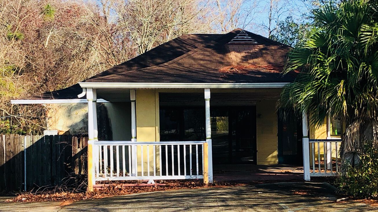 900 N Causeway Blvd, Mandeville, LA 70448 Mixed Use Property for Sale