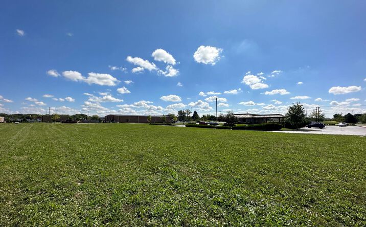 Pictures of Land property located at 10838 Pike Street, Crown Point, IN 46307 for sales - image #1