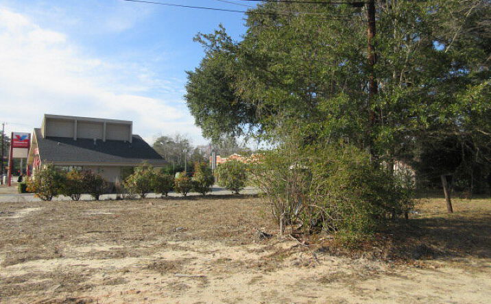 Pictures of Special Purpose property located at 655 &657 W Liberty Street, Sumter, SC 29150 for sales - image #1