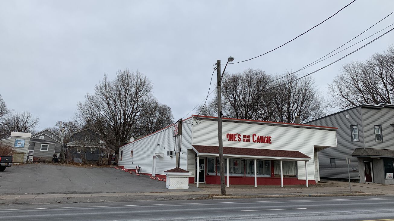 145 W Bridge St, Oswego, NY 13126