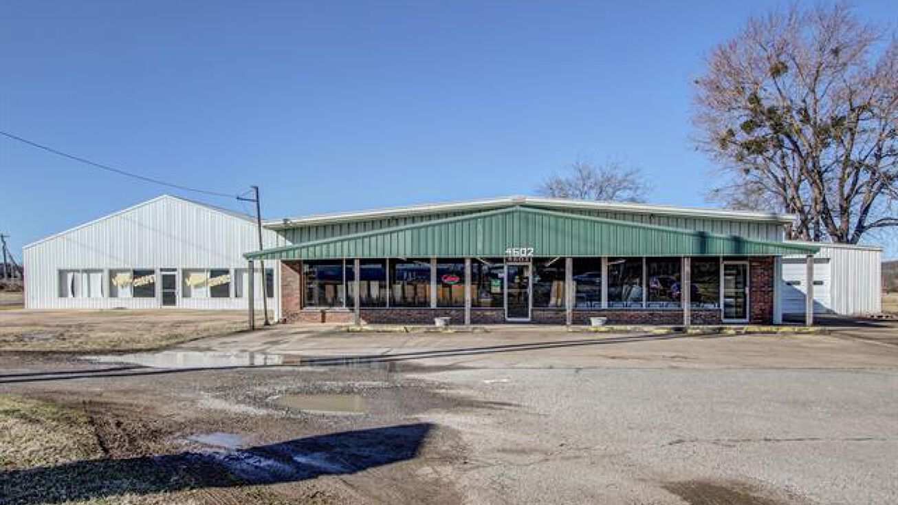 4602 S Muskogee Avenue, Tahlequah, OK 74464