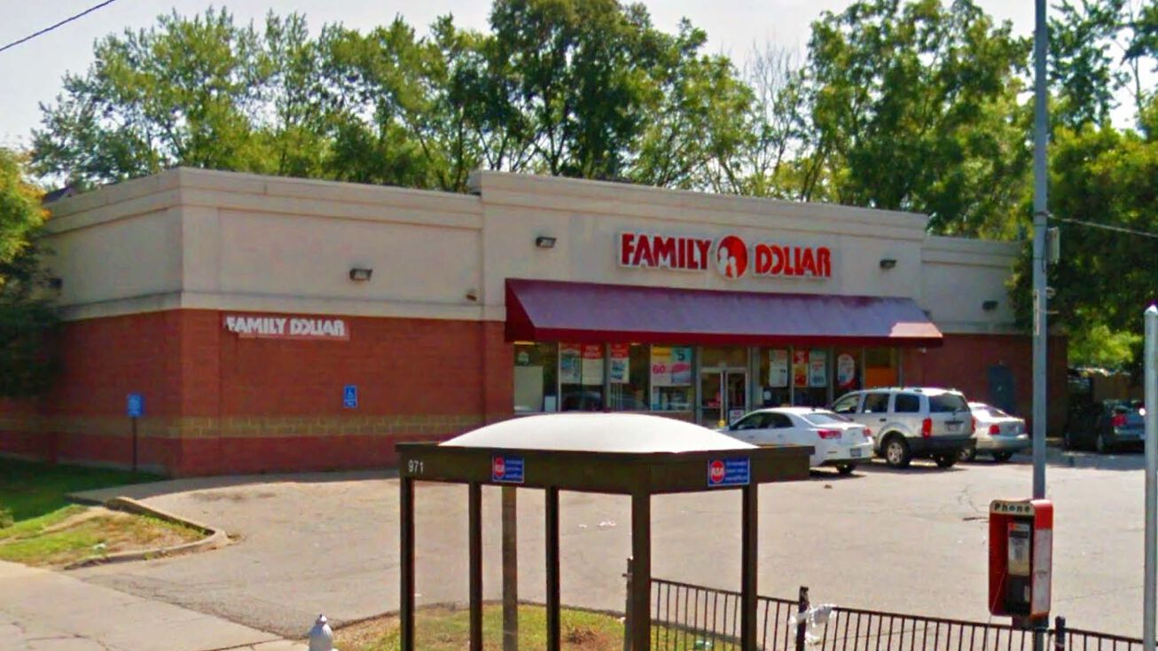 Pictures of Retail property located at 9300 Miles Ave, Cleveland, OH 44105 for sales - image #1