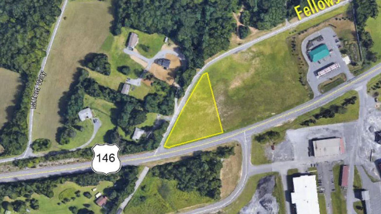 331 NY146, Halfmoon, NY 12065