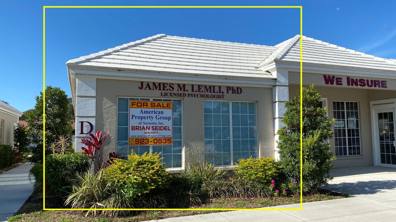 3900 Clark Rd, Sarasota, FL 34233