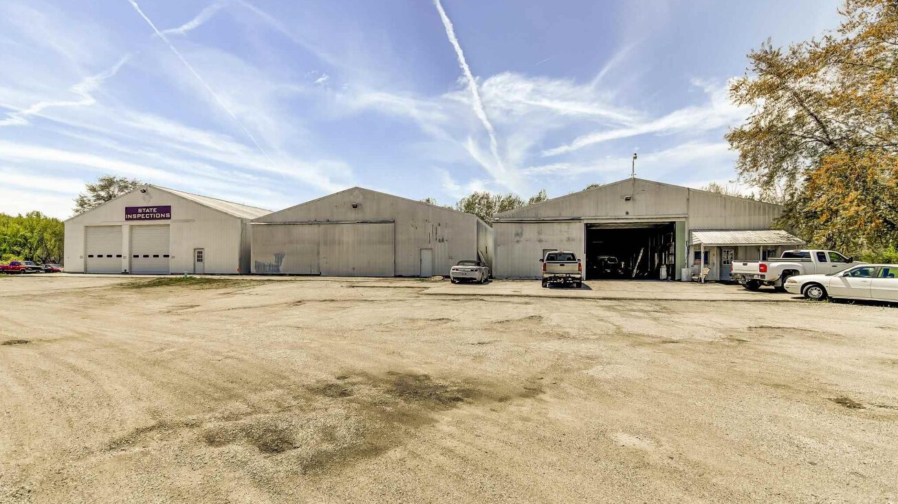 1701 Camp Lincoln Road, Springfield, IL 62702