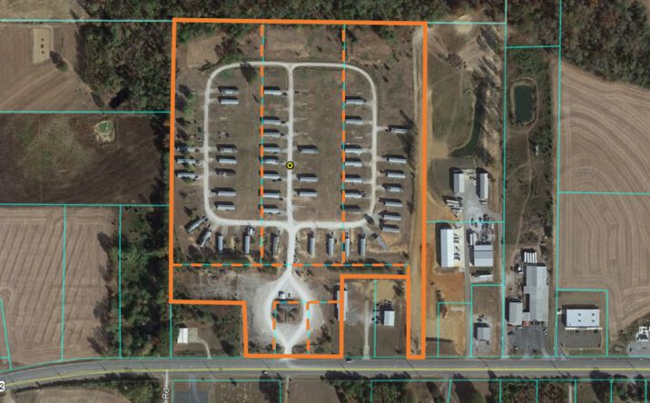 Pictures of Mobile Home Park property located at 14355 US-72, Athens, AL 35611 for comps - image #1