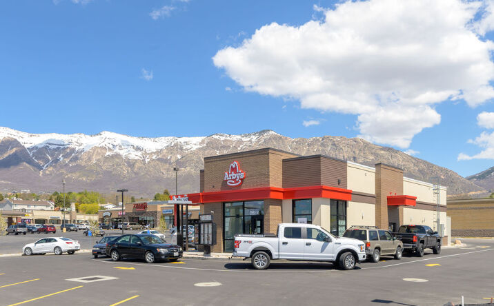 Pictures of Retail property located at 2572 N Washington Blvd, North Ogden, UT 84414 for comps - image #1