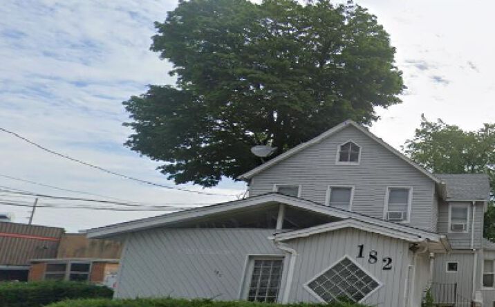 182 Earle Avenue Lynbrook Ny 11563 Office Property For Sale 182 Earle Avenue