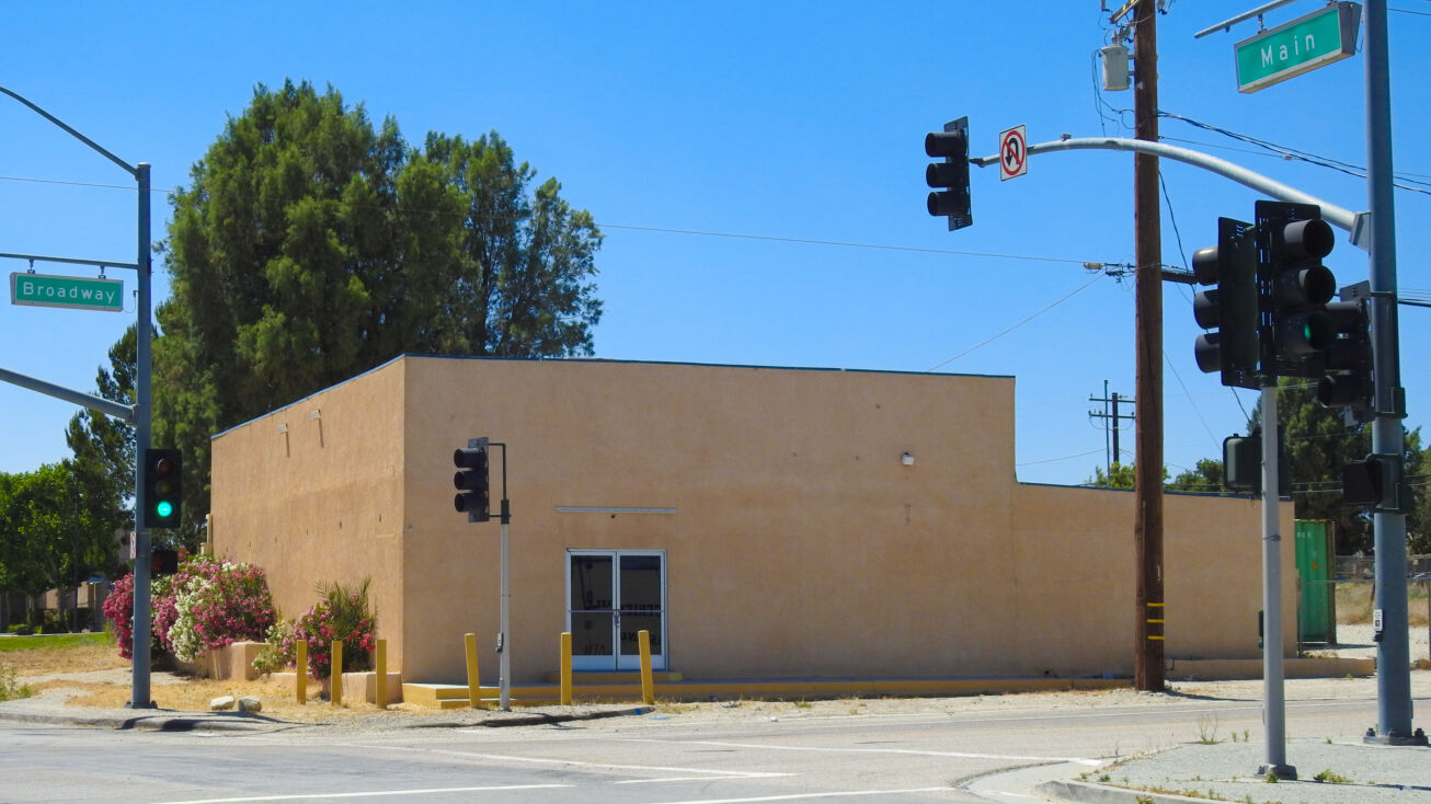 14081 Broadway, Cabazon, CA 92230