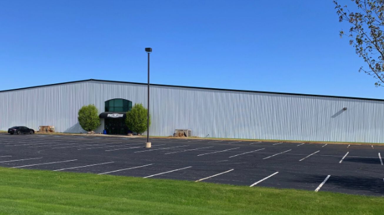 1162 Fremont Court, Elkhart, IN 46516 Industrial Property for Sale