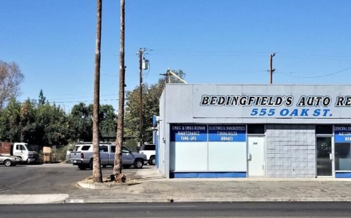 image of property at 555 OAK ST Bakersfield CA 93304-1733