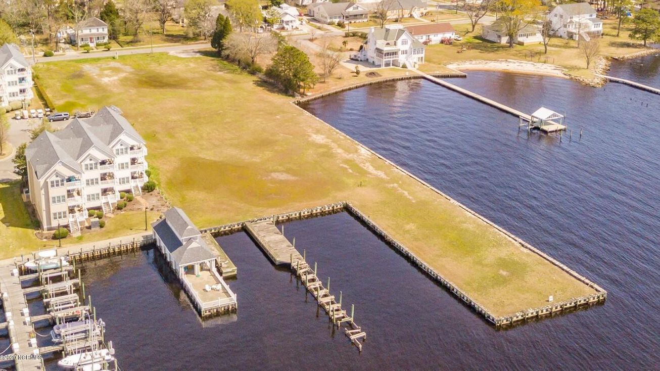 394 Water St, Belhaven, NC 27810