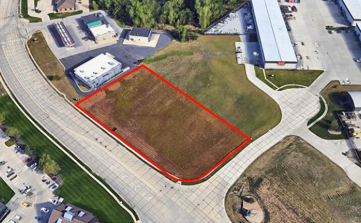 Pictures of Land, Mixed Use, Office, Retail property located at 3300 Ox Box Cir, Lincoln, NE 68504 for sales - image #1