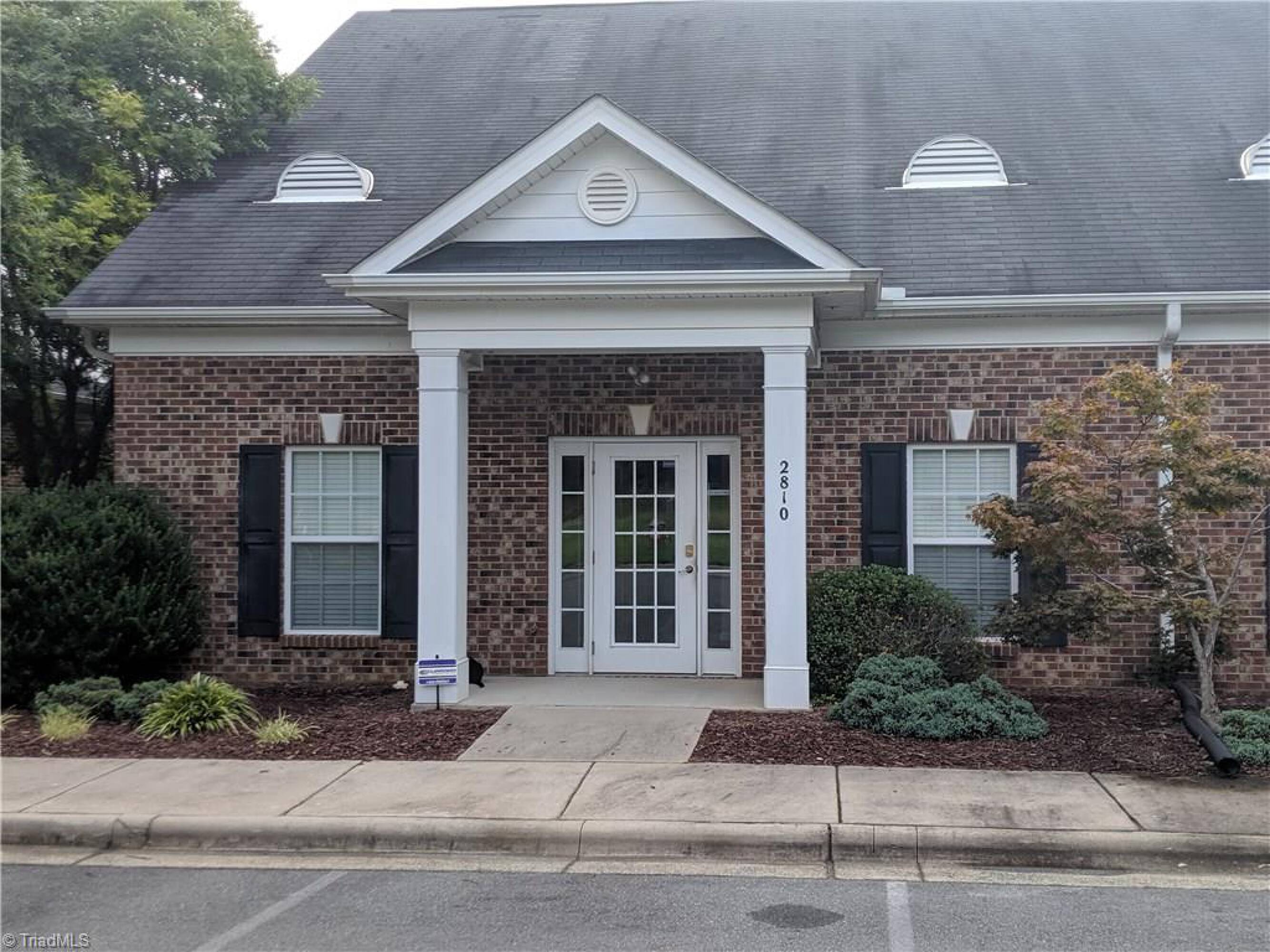 2810 Eric Ln, Burlington, NC 27215