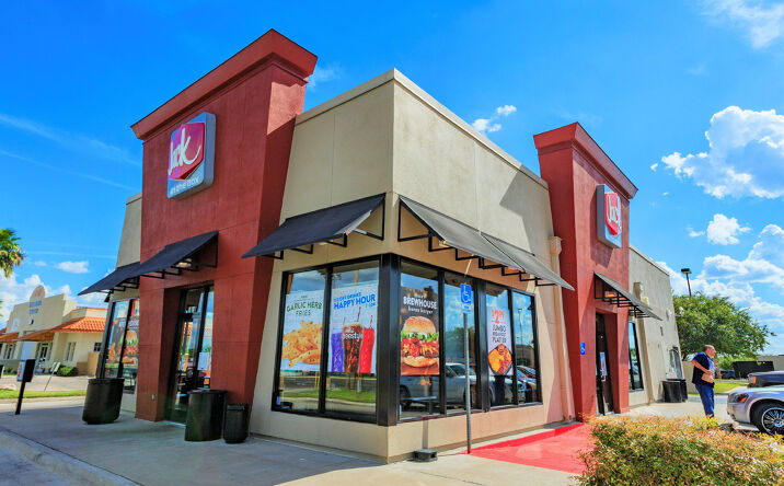 Pictures of Retail property located at 4600 E US Hwy 83, Rio Grande City, TX 78582 for comps - image #1