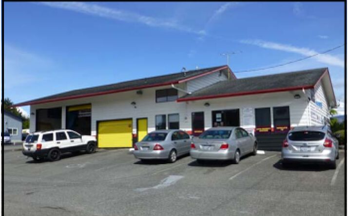 Pictures of Retail property located at 1715 E College Way, Mount Vernon, WA 98273 for comps - image #1