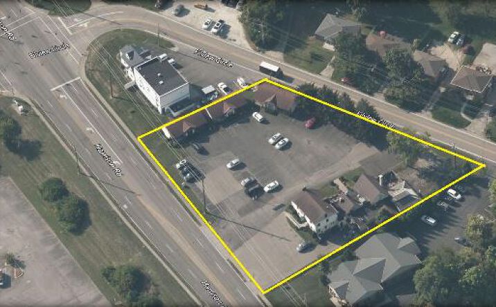 Pictures of Retail, Office property located at 5761 Harrison Ave, Cincinnati, OH 45248 for comps - image #1