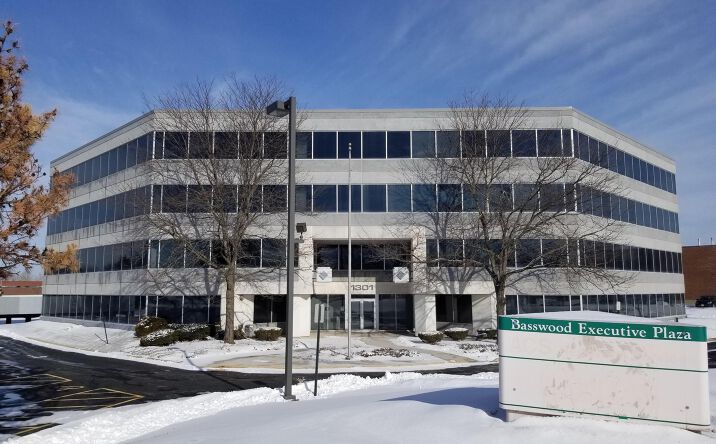 Pictures of Office property located at 1301 Basswood Rd, Schaumburg, IL 60173 for comps - image #1