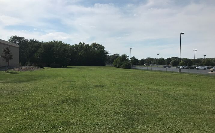 Pictures of Land property located at 18230 Oak Park Ave, Tinley Park, IL 60477 for sales - image #1