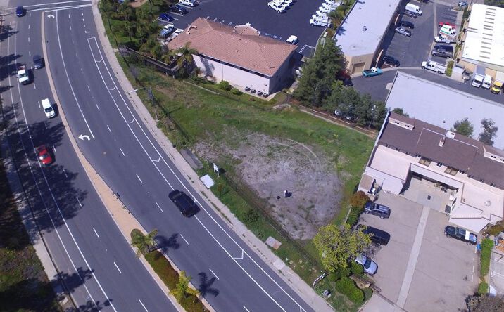 Pictures of Industrial property located at 2458 Auto Park Way, Escondido, CA 92029 for sales - image #1